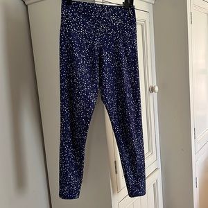 Onzie star leggings. Great condition.